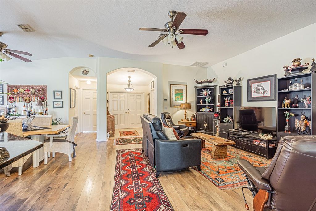 Image 4 of property listing at 9534 ROLLING CIRCLE, San Antonio, FL 33576