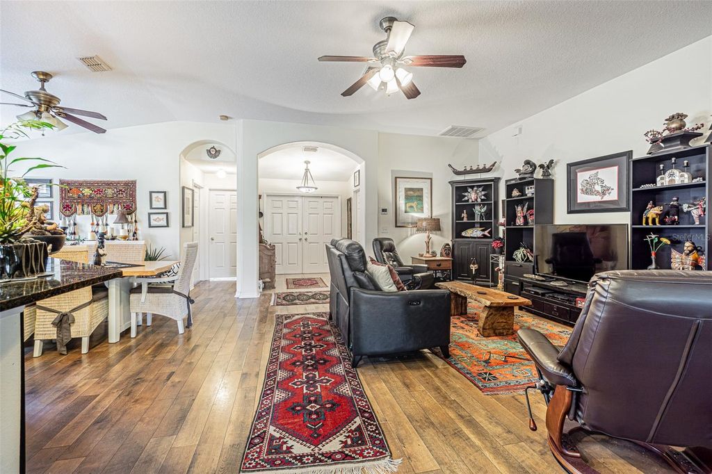 Image 5 of property listing at 9534 ROLLING CIRCLE, San Antonio, FL 33576