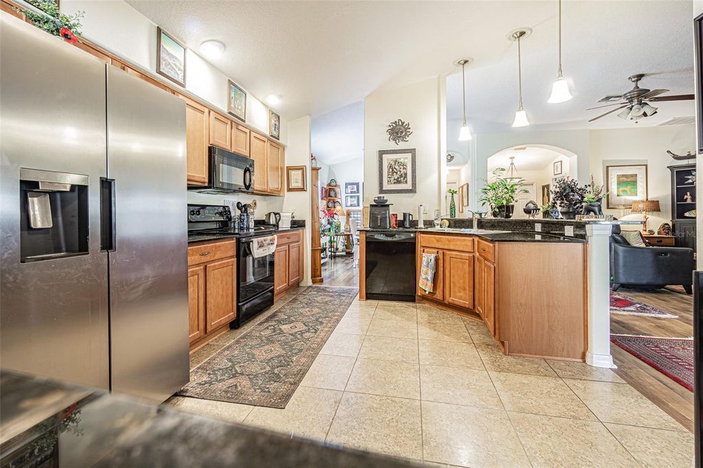 Image 7 of property listing at 9534 ROLLING CIRCLE, San Antonio, FL 33576