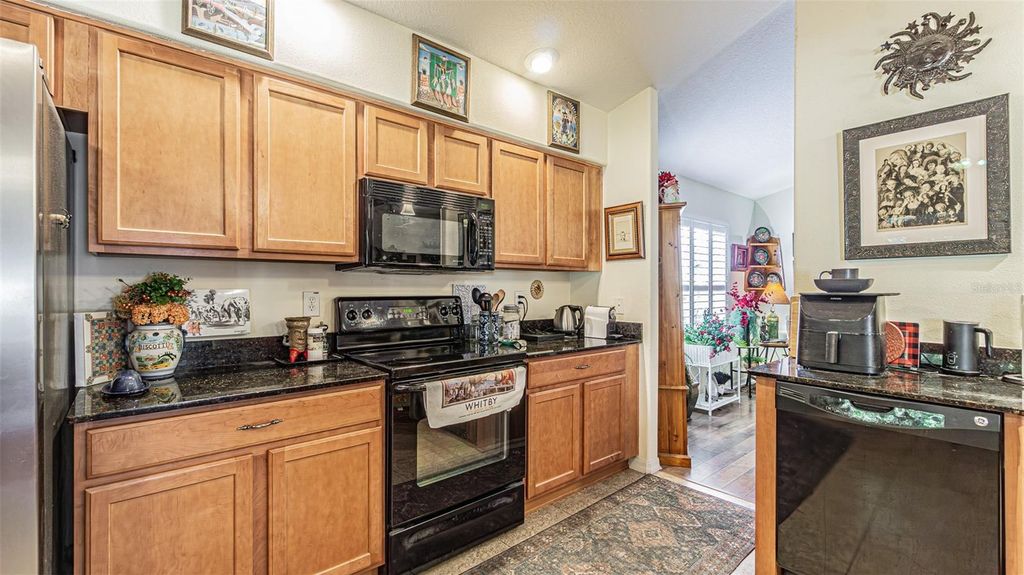 Image 10 of property listing at 9534 ROLLING CIRCLE, San Antonio, FL 33576