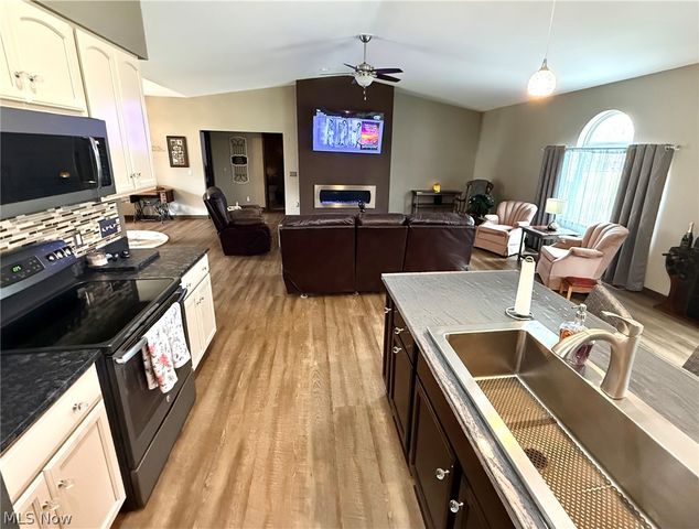 38612 Bell Road, Willoughby, OH 44094