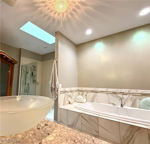 38612 Bell Road, Willoughby, OH 44094