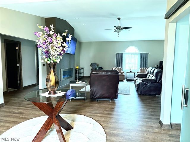 38612 Bell Road, Willoughby, OH 44094