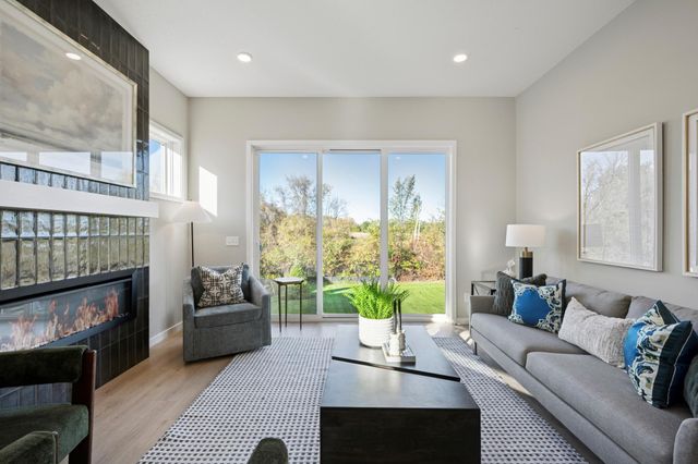 14732 Kingsview Court N, Dayton, MN 55327