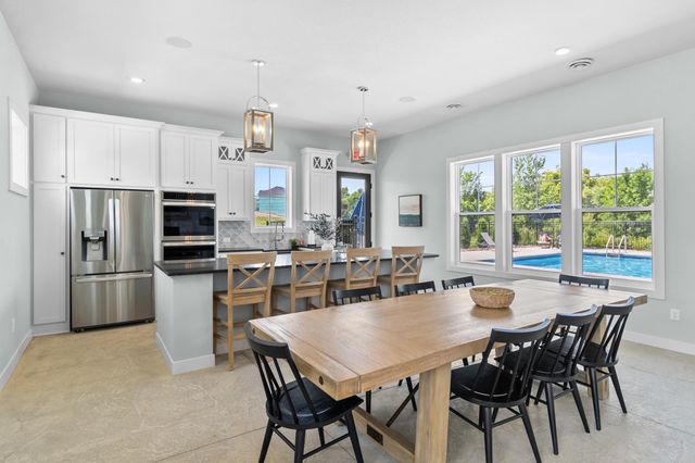 14732 Kingsview Court N, Dayton, MN 55327