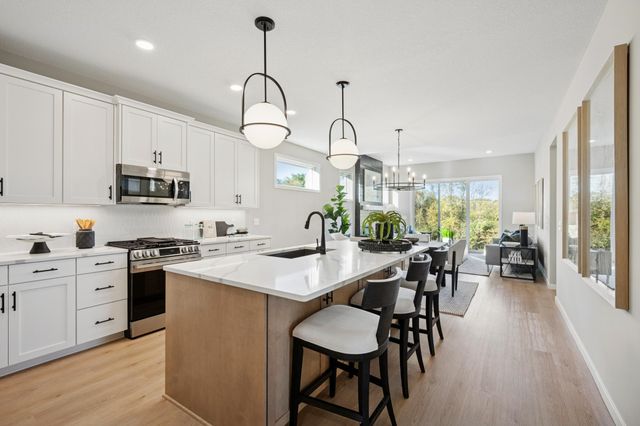 14732 Kingsview Court N, Dayton, MN 55327