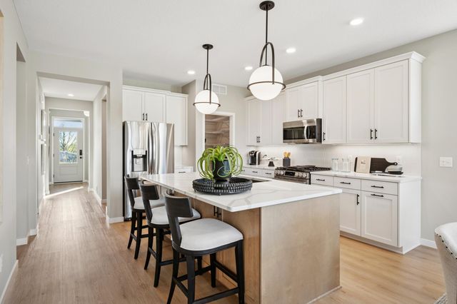 14732 Kingsview Court N, Dayton, MN 55327