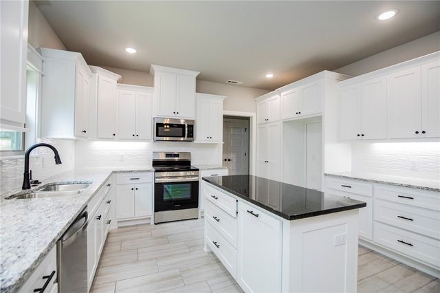 12 Angus Lane, Bella Vista, AR 72715