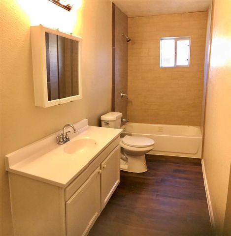1704 Sam Wilson Street 7, Houston, TX 77020