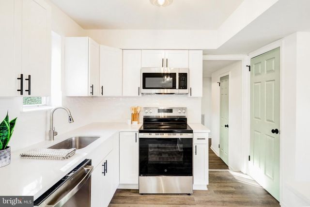 737 FERNDALE RD, Mount Joy, PA 17552