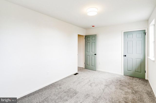 737 FERNDALE RD, Mount Joy, PA 17552