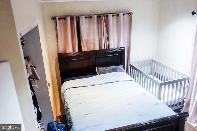 323 MOUNT VERNON AVE, Laurel Springs, NJ 08021
