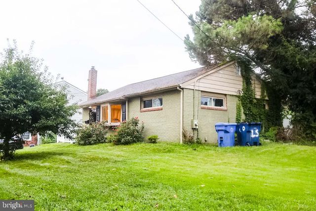 323 MOUNT VERNON AVE, Laurel Springs, NJ 08021