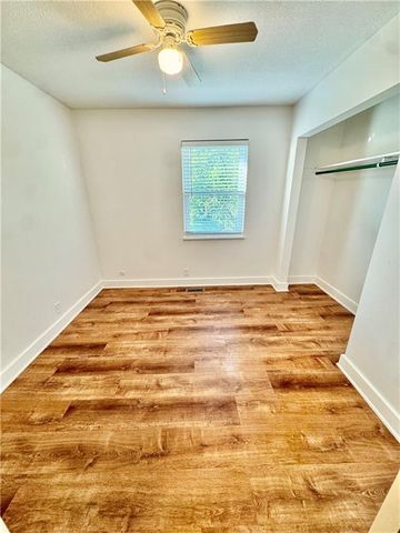 1607 W 28 Terrace, Lawrence, KS 66046