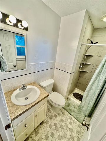 1607 W 28 Terrace, Lawrence, KS 66046