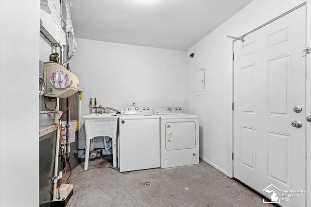 5885 Sylvia Street, Taylor, MI 48180