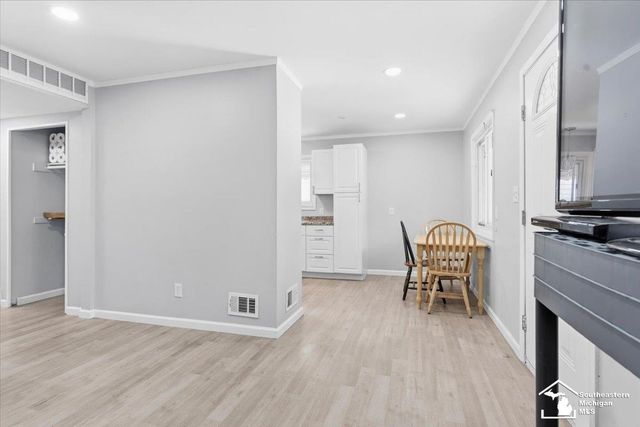 5885 Sylvia Street, Taylor, MI 48180