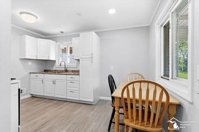 5885 Sylvia Street, Taylor, MI 48180