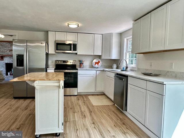 30494 HICKS RD, Spotsylvania, VA 22551