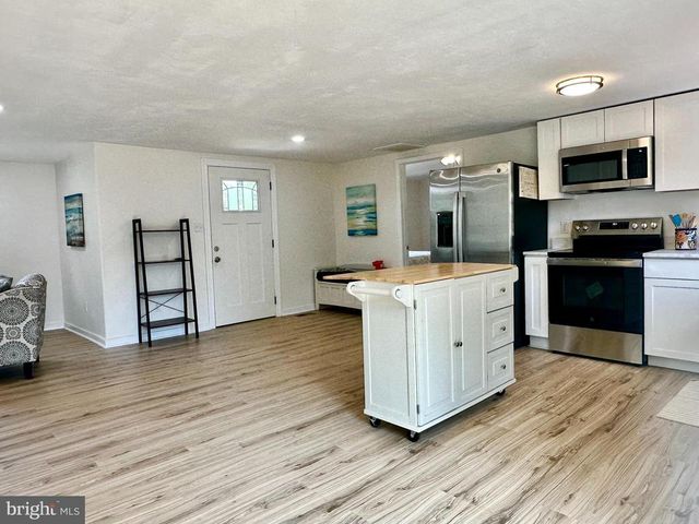 30494 HICKS RD, Spotsylvania, VA 22551