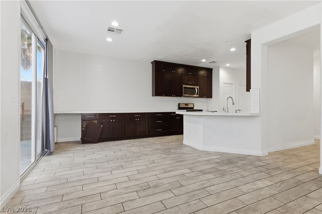 9405 Melva Blue Court, Las Vegas, NV 89166