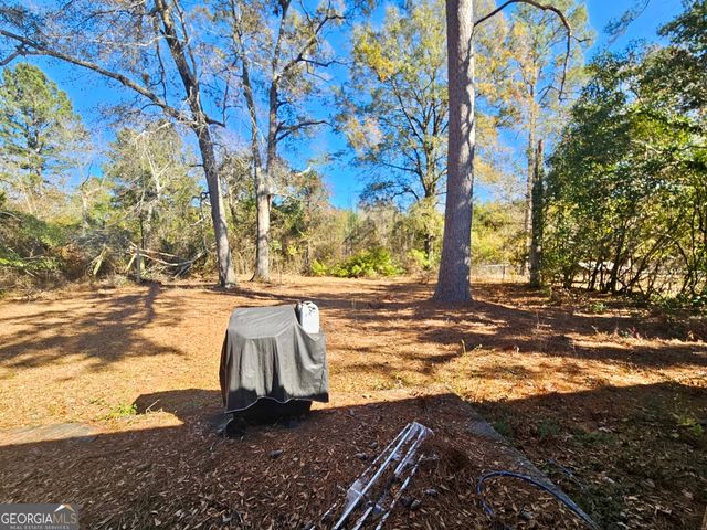 1437 Peach Street, Dublin, GA 31021