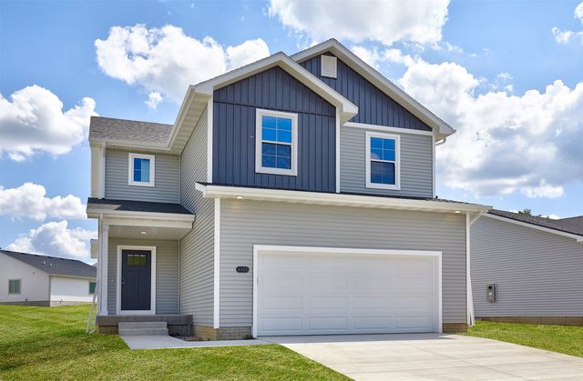 4401 Honey Bee Ridge, Des Moines, IA 50317