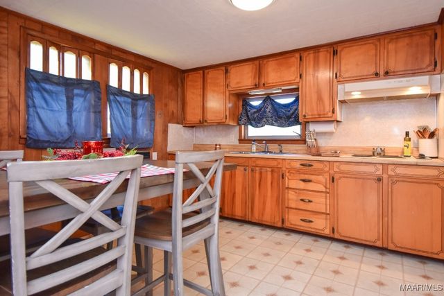 407 Powers Avenue, Tallassee, AL 36078