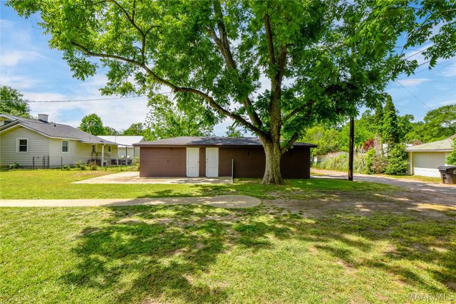407 Powers Avenue, Tallassee, AL 36078