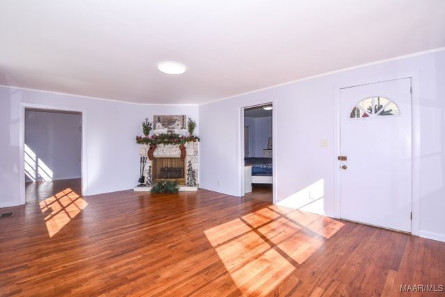 407 Powers Avenue, Tallassee, AL 36078