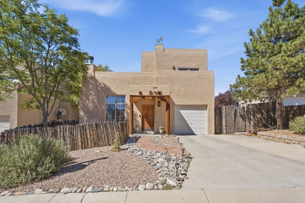 4157 Raindance Lane, Santa Fe, NM 87507