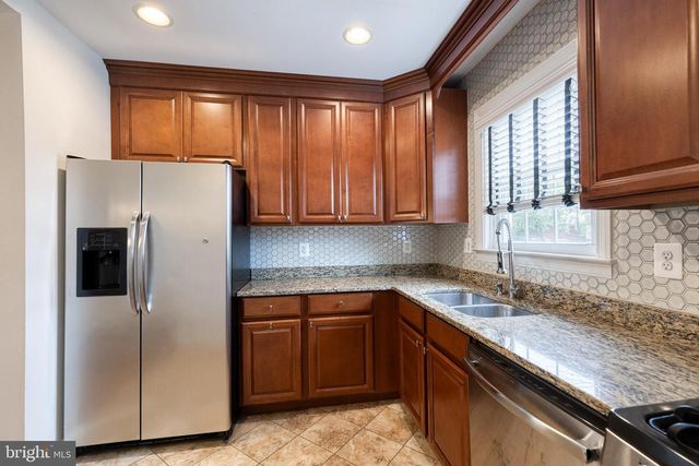 6843 DUNBAR RD, Baltimore, MD 21222