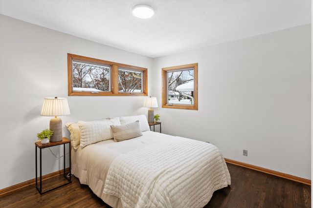 150 104th Lane NW, Coon Rapids, MN 55448