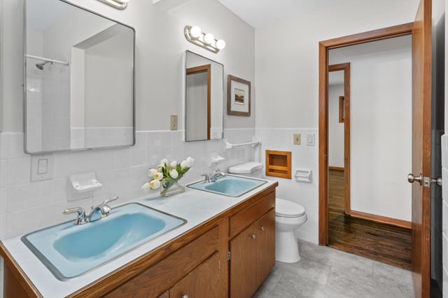 150 104th Lane NW, Coon Rapids, MN 55448