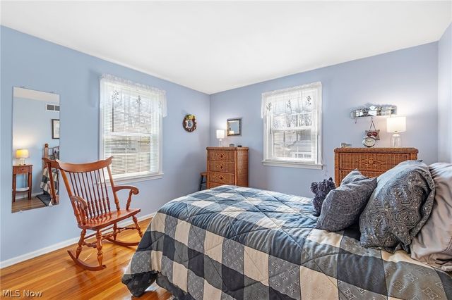 880 Markham Avenue, Cuyahoga Falls, OH 44221