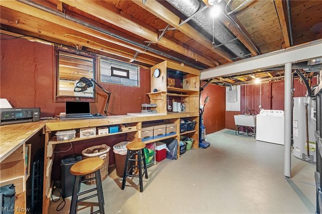 880 Markham Avenue, Cuyahoga Falls, OH 44221