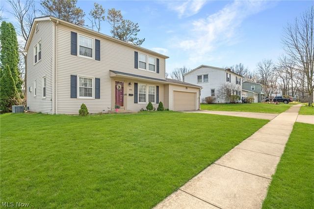 880 Markham Avenue, Cuyahoga Falls, OH 44221