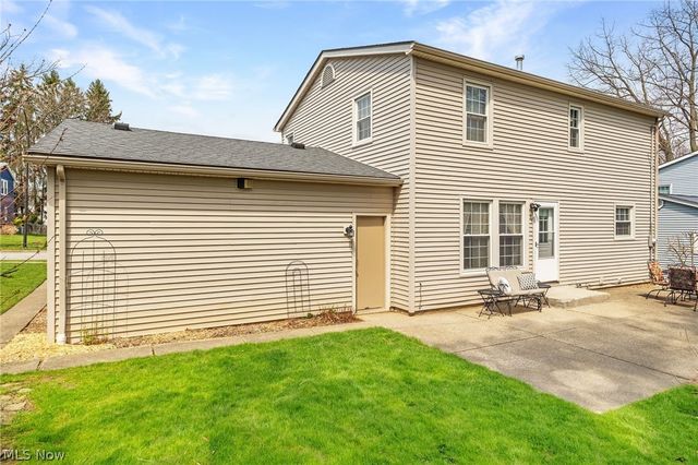 880 Markham Avenue, Cuyahoga Falls, OH 44221