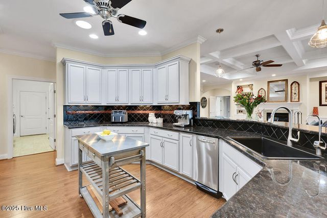 2025 Wind Lake Way, Leland, NC 28451