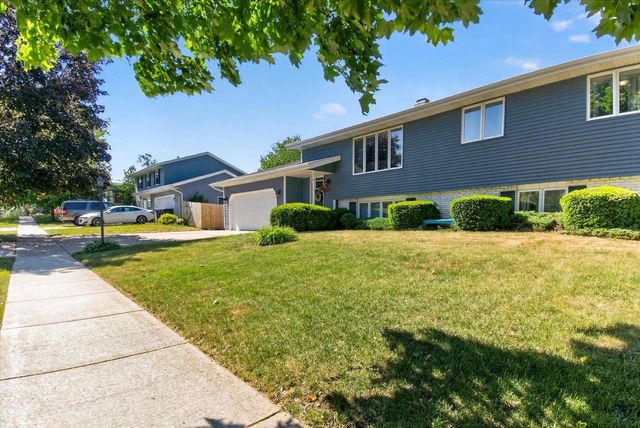 1518 Wolcott Street, Janesville, WI 53546