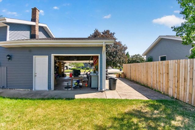 1518 Wolcott Street, Janesville, WI 53546