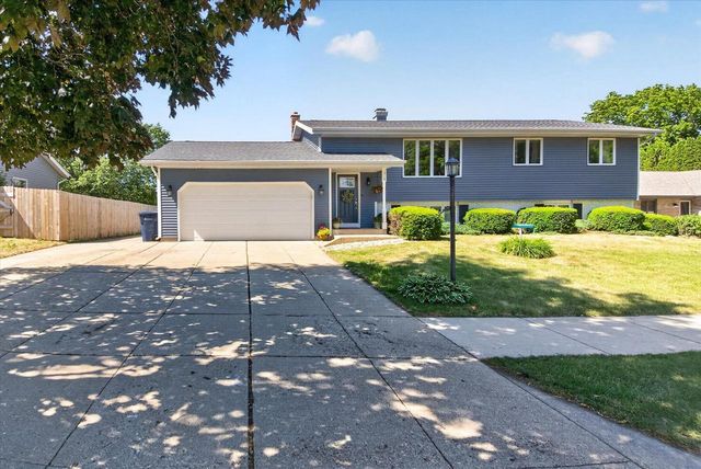 1518 Wolcott Street, Janesville, WI 53546