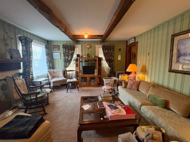 274 Bay Road, Newmarket, NH 03857