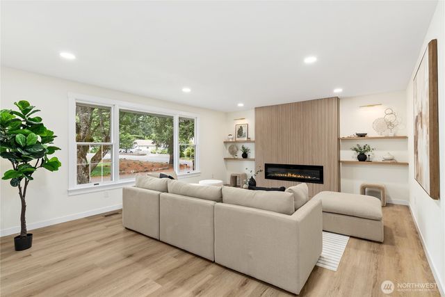9701 Lake Steilacoom Drive SW, Lakewood, WA 98498