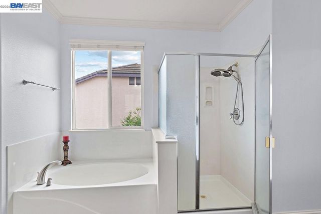 3400 Fallen Oak Dr, Modesto, CA 95355