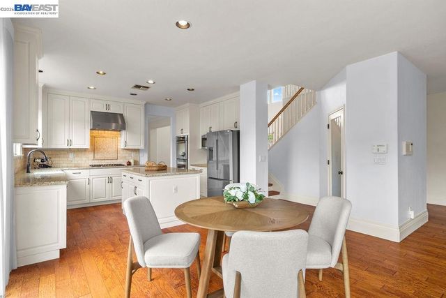 3400 Fallen Oak Dr, Modesto, CA 95355