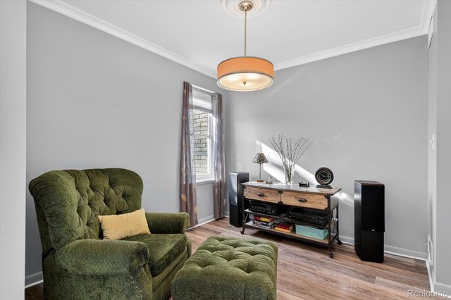 32989 Fargo Street 43, Livonia, MI 48152