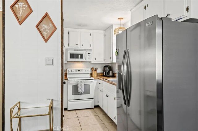 594 Los Angeles Avenue, Sugarloaf, CA 92386