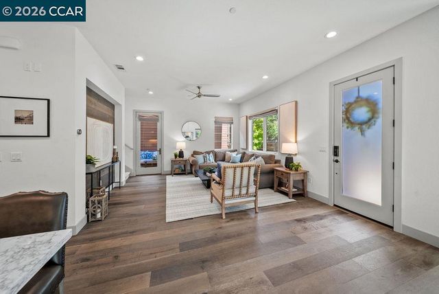 44 Analisa Ln, Walnut Creek, CA 94596