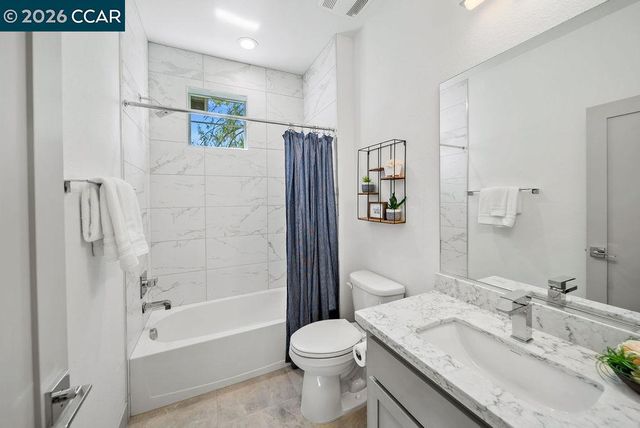 44 Analisa Ln, Walnut Creek, CA 94596